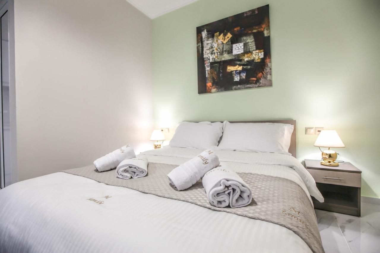 Del Sol #2 Meteora Luxurious Family Suites 卡兰巴卡 外观 照片