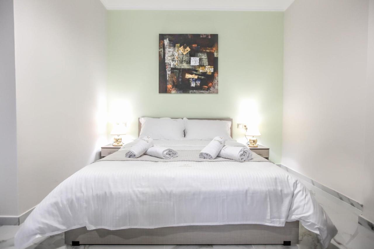 Del Sol #2 Meteora Luxurious Family Suites 卡兰巴卡 外观 照片