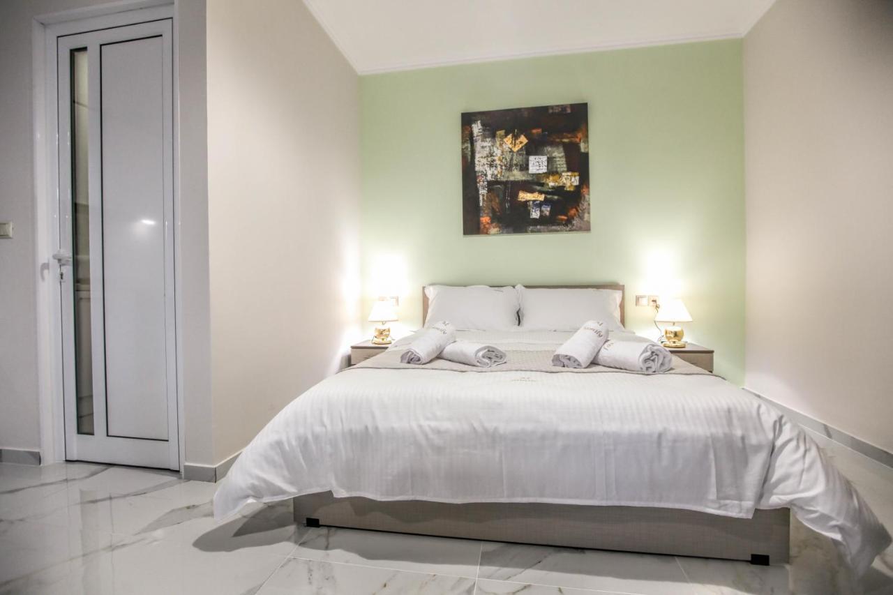 Del Sol #2 Meteora Luxurious Family Suites 卡兰巴卡 外观 照片